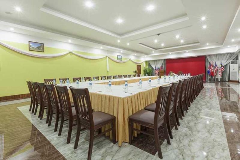 High Sky Hotel Phnom Penh Dış mekan fotoğraf